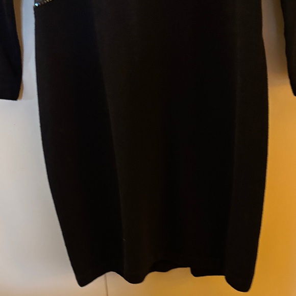 St. John Evening by Marie Gray Black with Sheer Waist and Embellishments Sz 4 - Picture 6 of 10